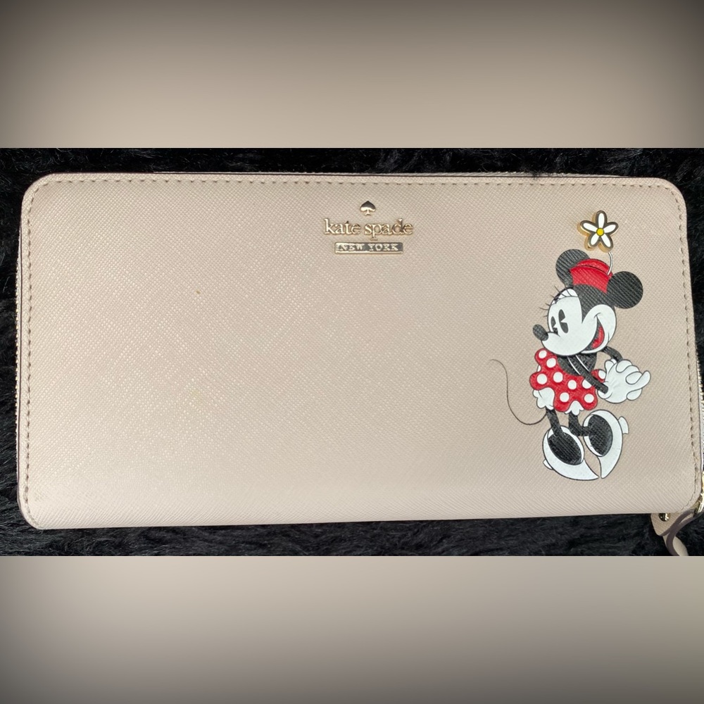 NWOT Kate Spade Disney Minnie Mouse Wallet
